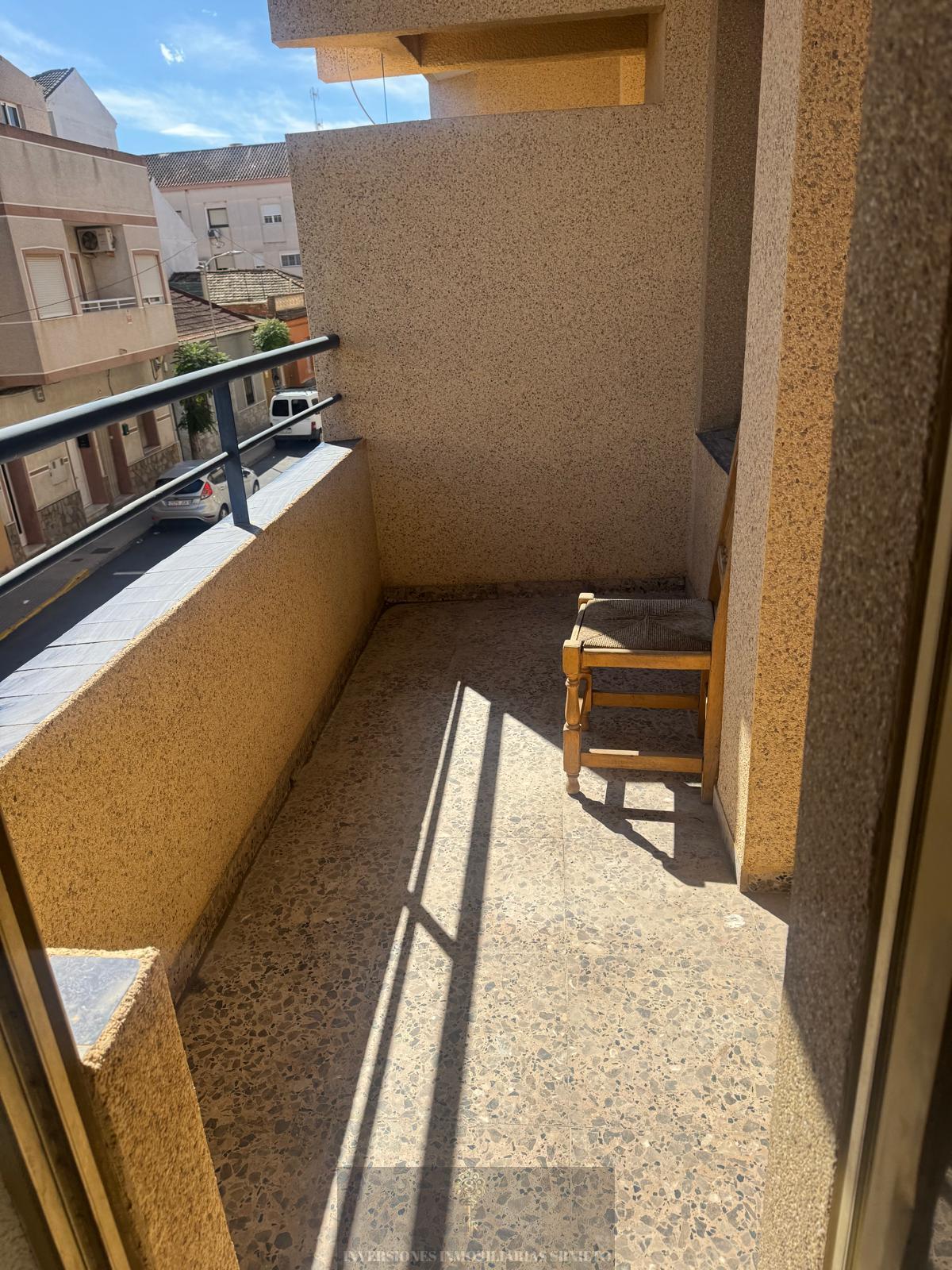 For sale of flat in Benejúzar