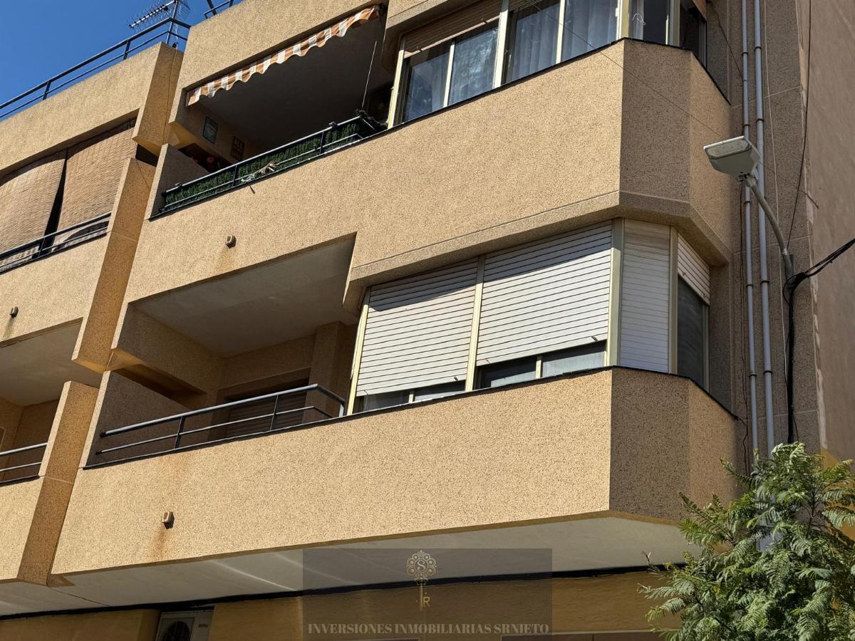 For sale of flat in Benejúzar