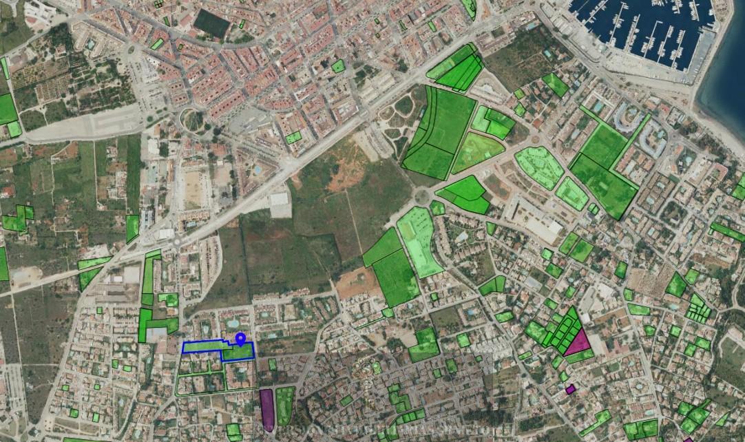 For sale of land in Dénia