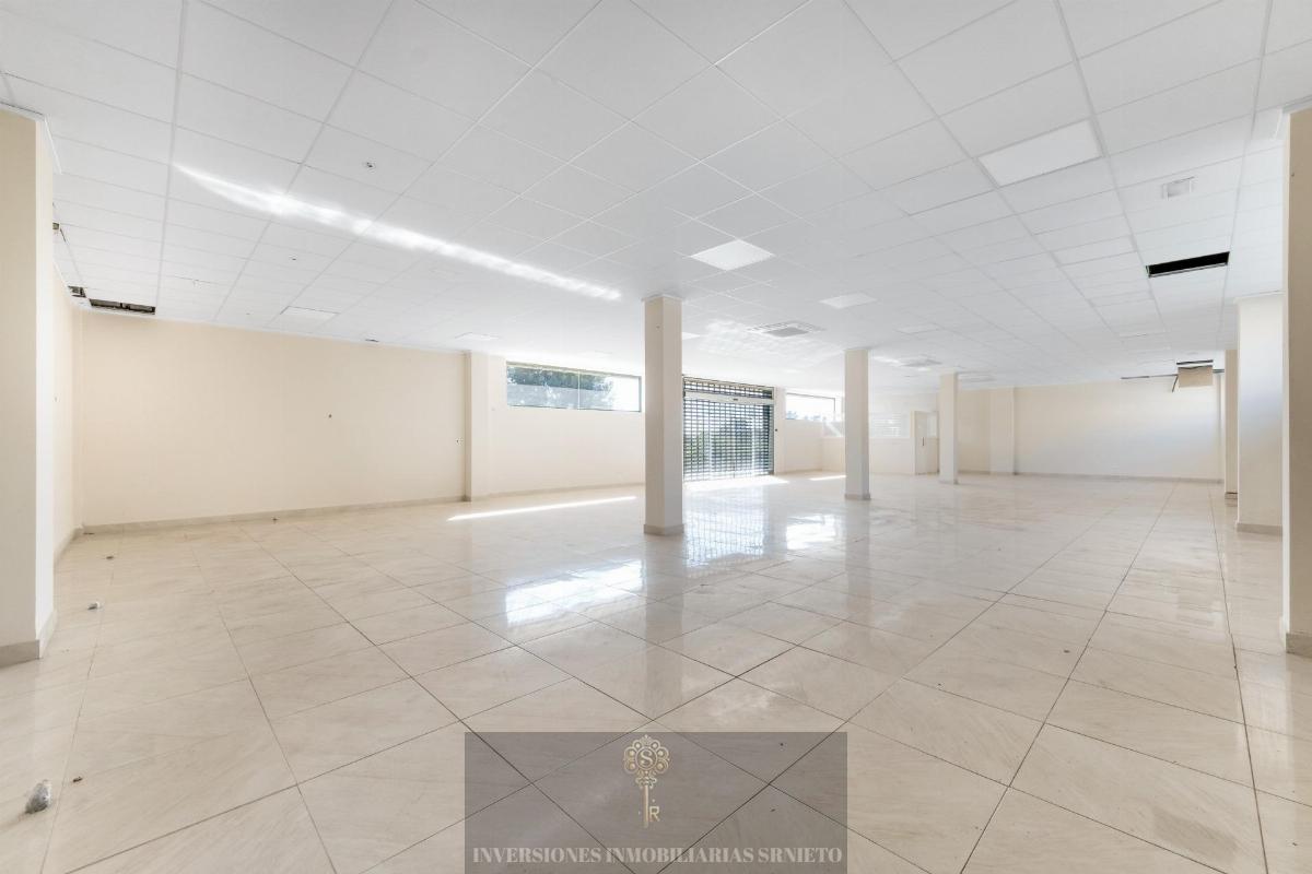 For sale of building in Polop