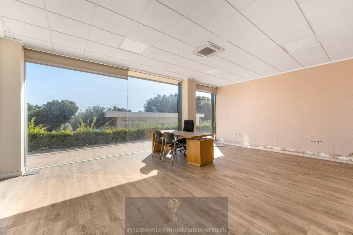 For sale of building in Polop