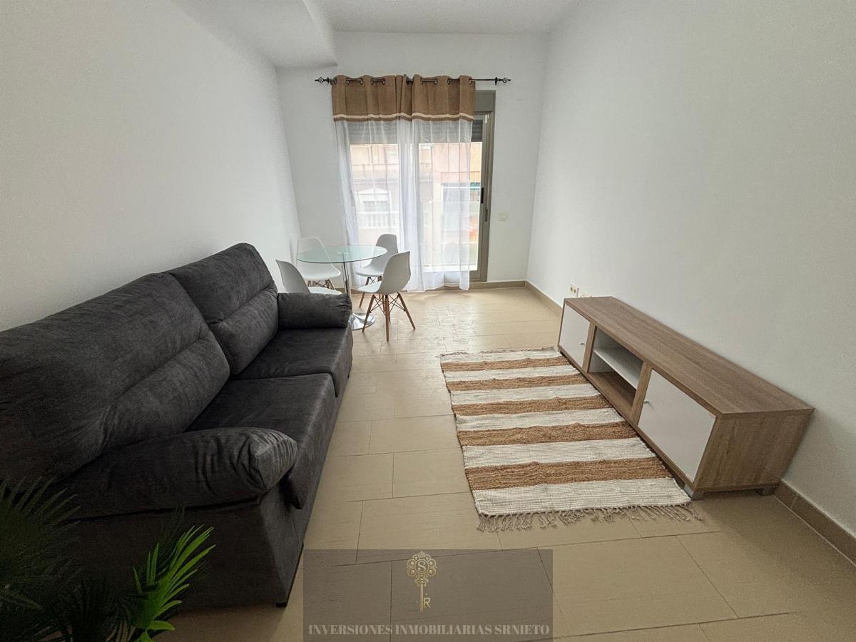 For sale of flat in Guardamar del Segura