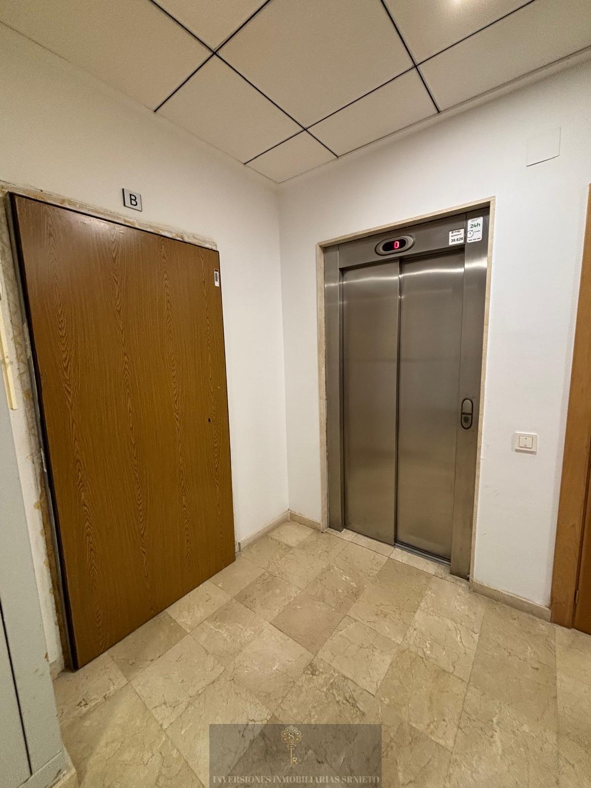 For sale of flat in Guardamar del Segura
