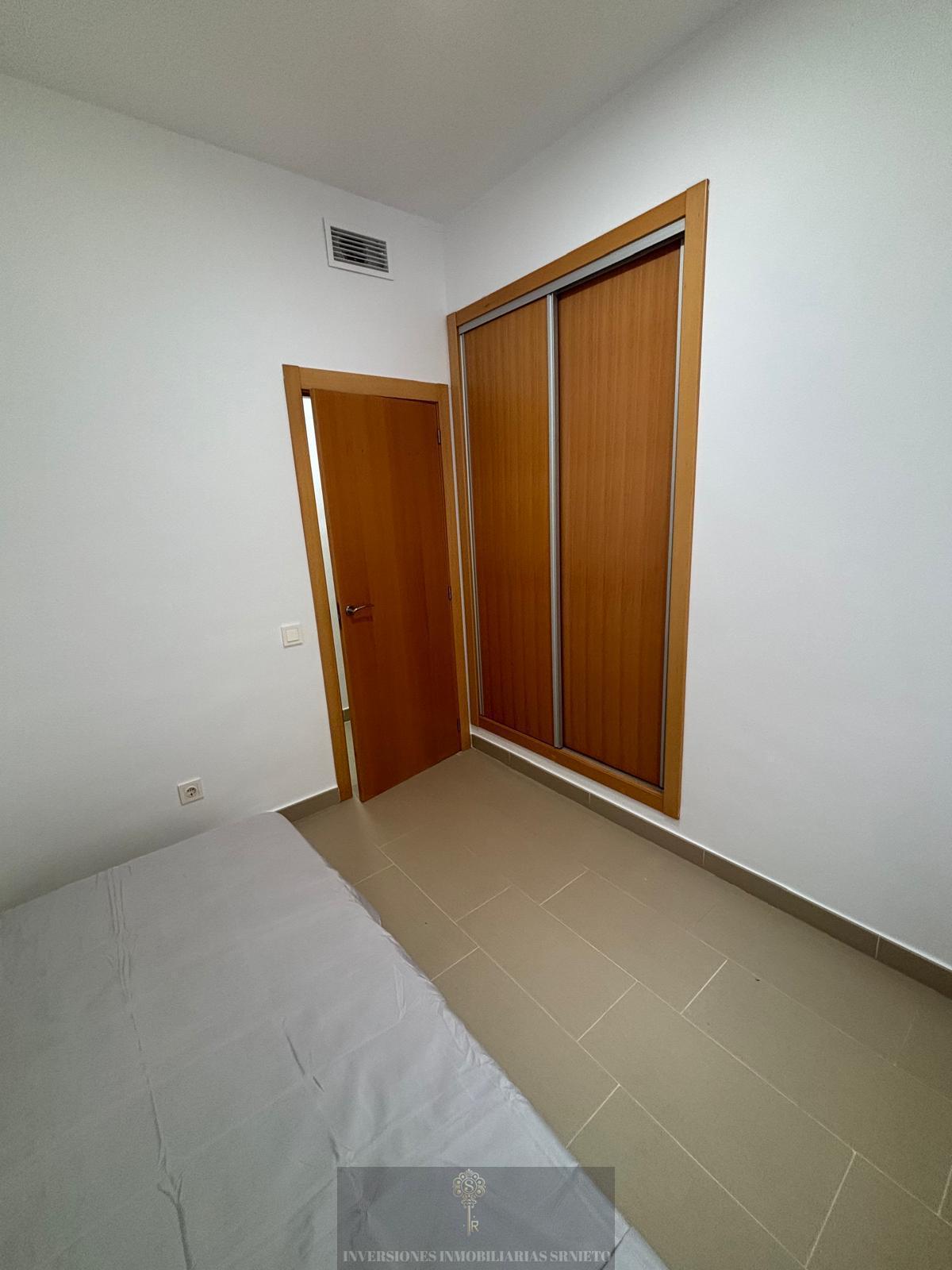For sale of building in Guardamar del Segura