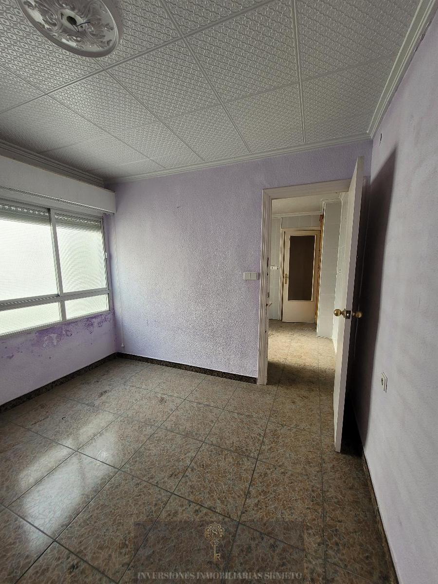 For sale of flat in Elda