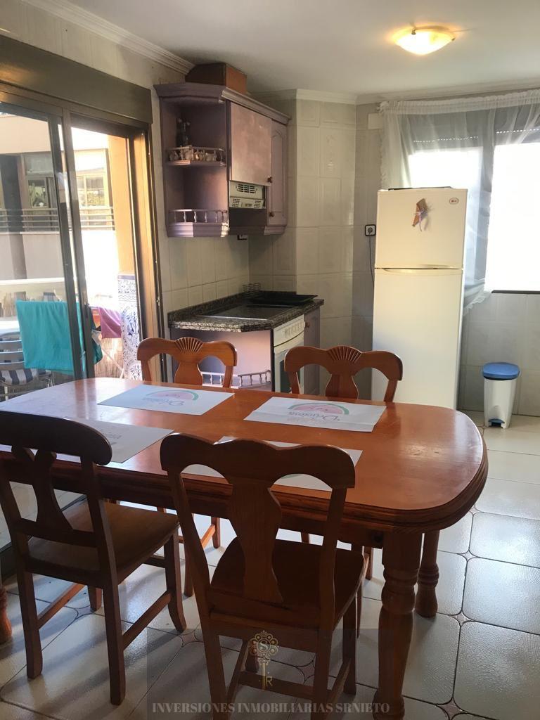 For sale of building in Alicante