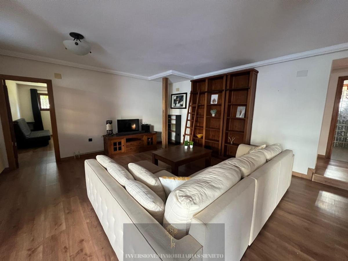 For sale of chalet in Alicante