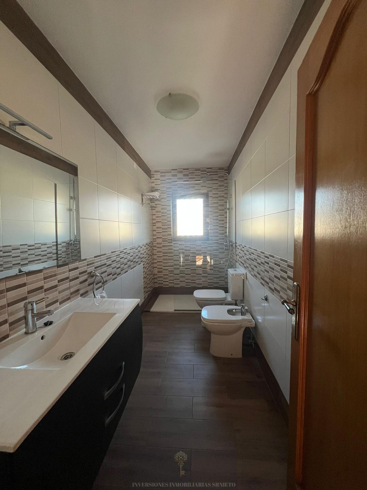 For sale of chalet in Alicante