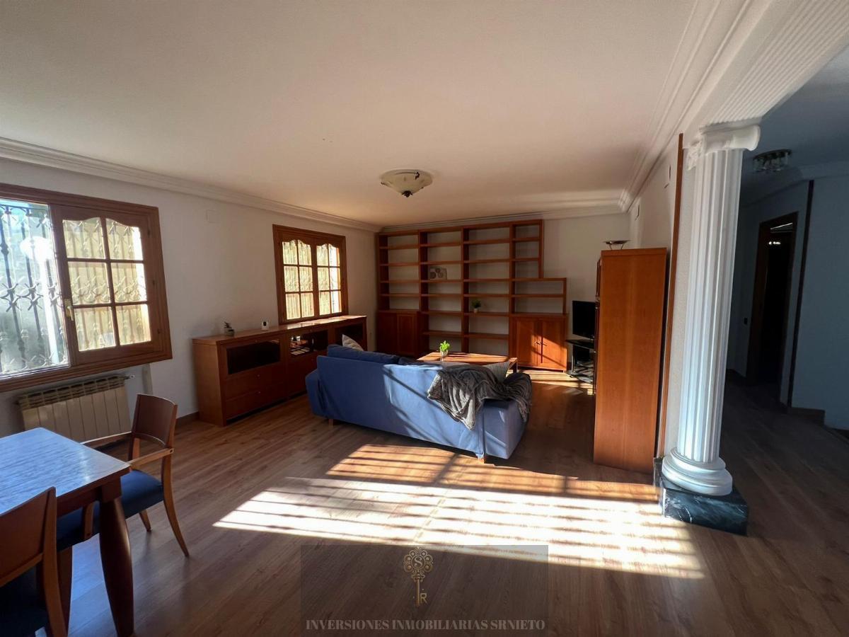 For sale of chalet in Alicante