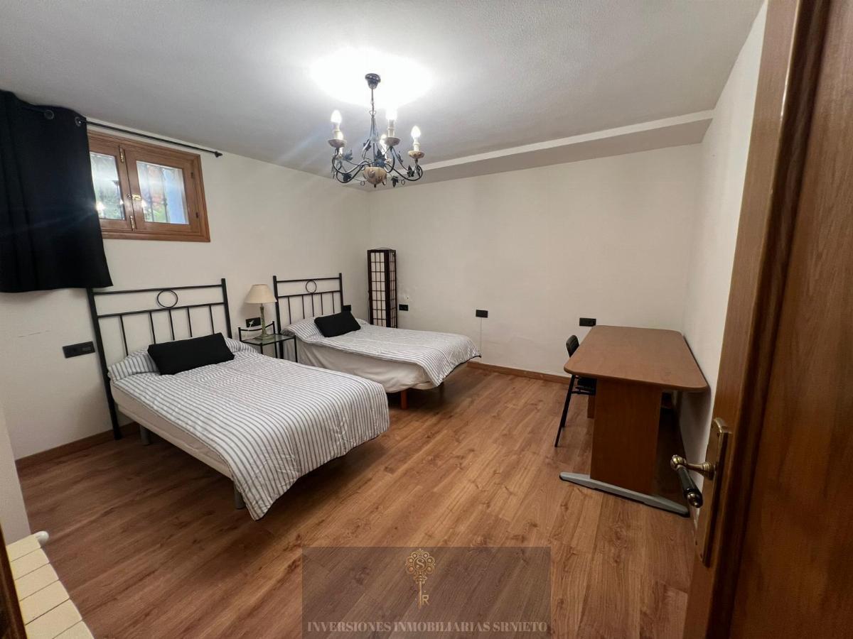 For sale of chalet in Alicante