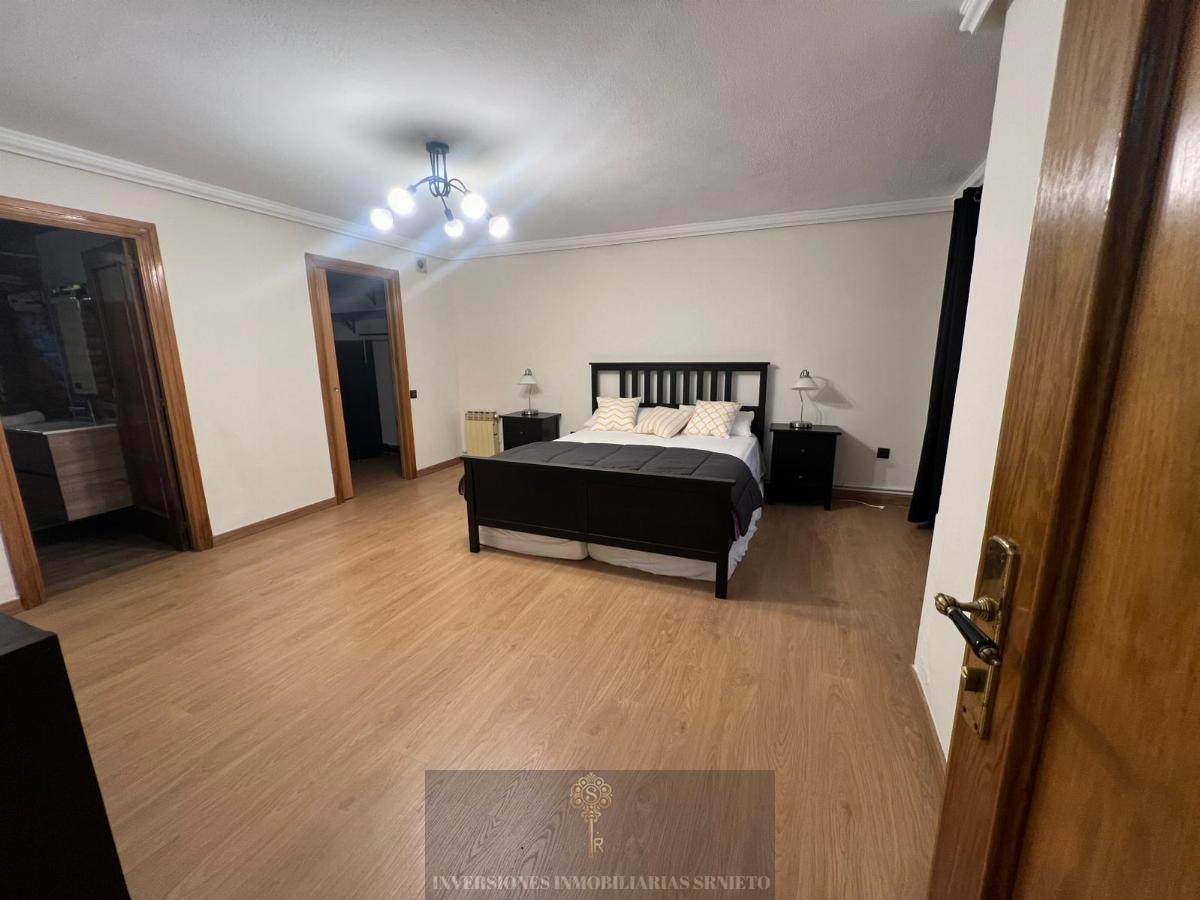For sale of chalet in Alicante