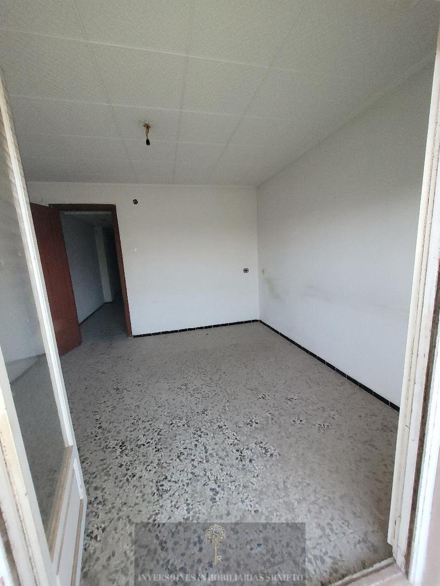 For sale of apartment in Elche-Elx