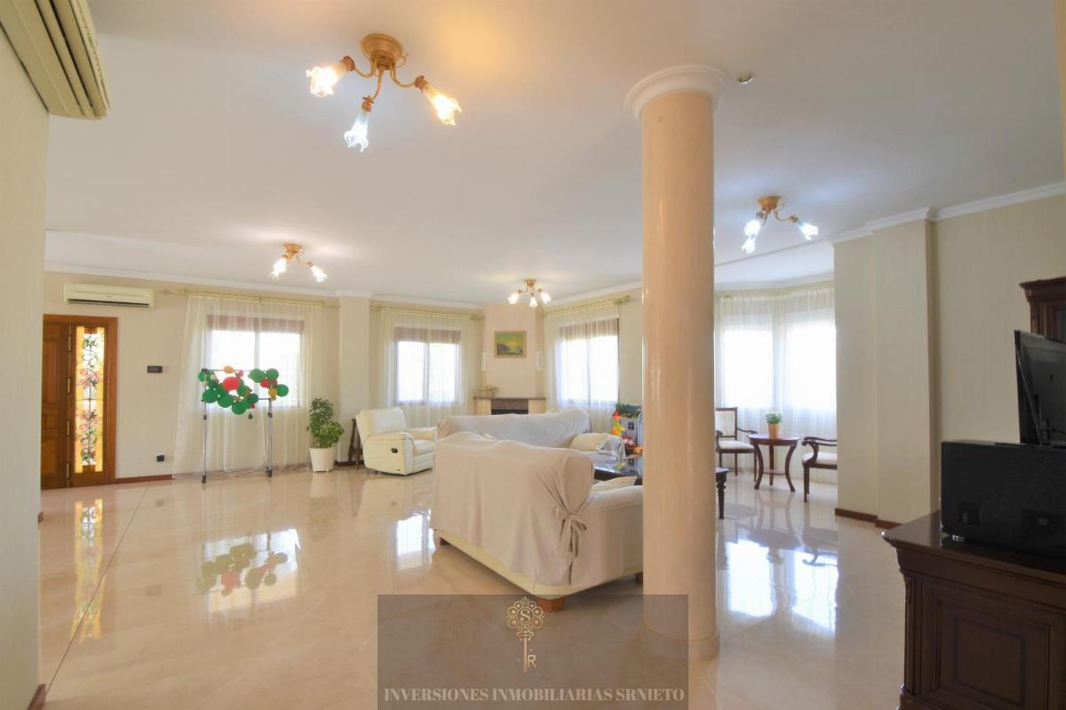 For sale of chalet in Rojales