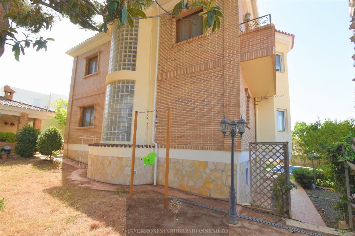 For sale of chalet in Rojales