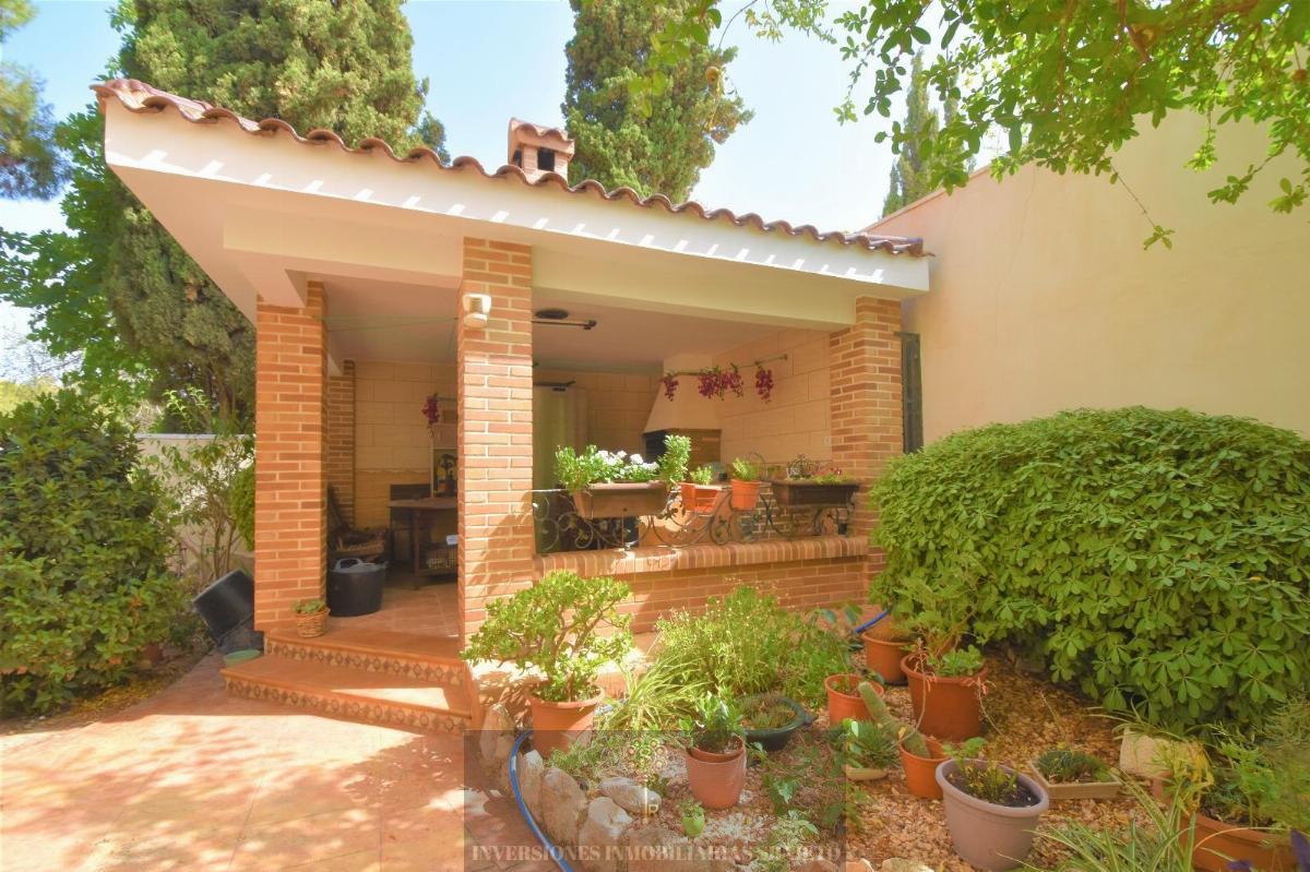 For sale of chalet in Rojales