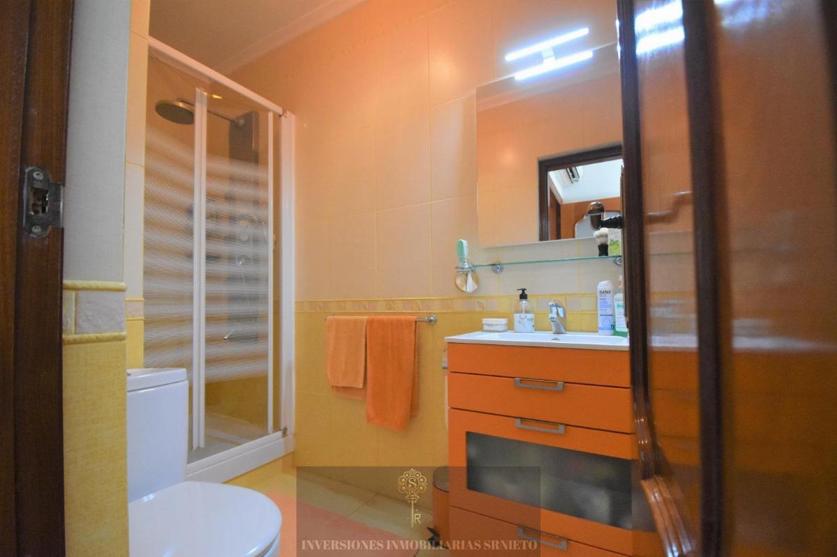 For sale of chalet in Rojales