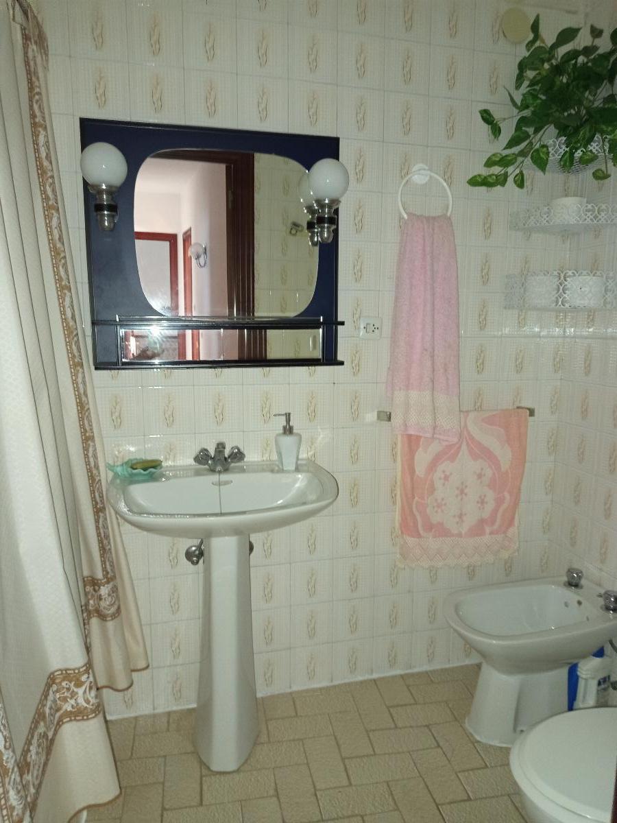 For sale of house in Alange