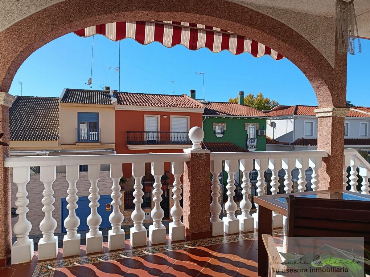 For sale of house in Almendralejo