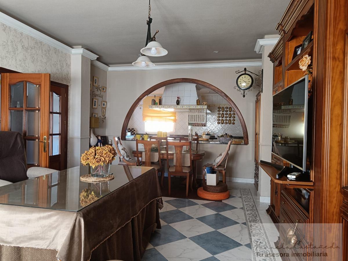 For sale of house in Almendralejo