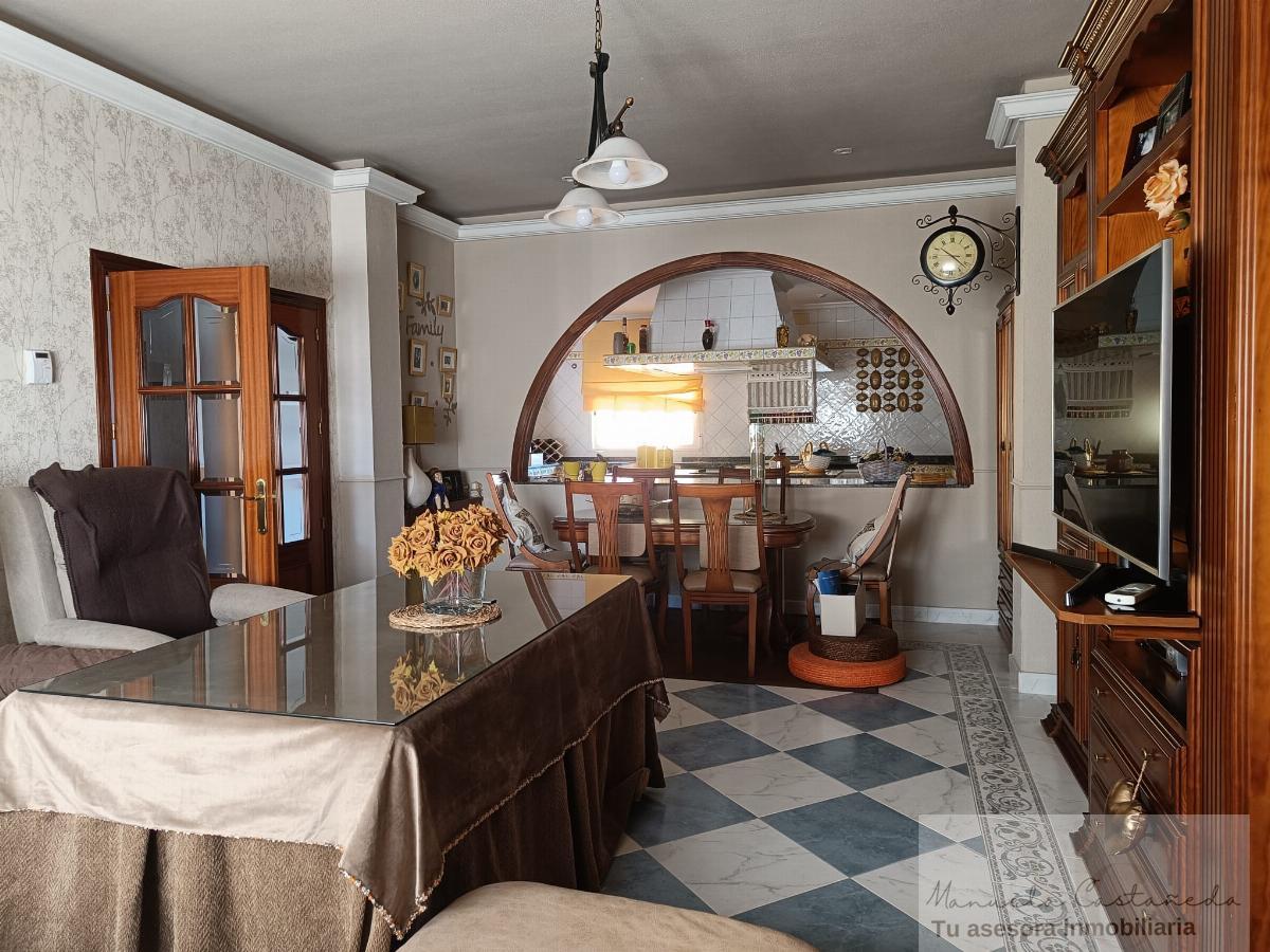 For sale of house in Almendralejo