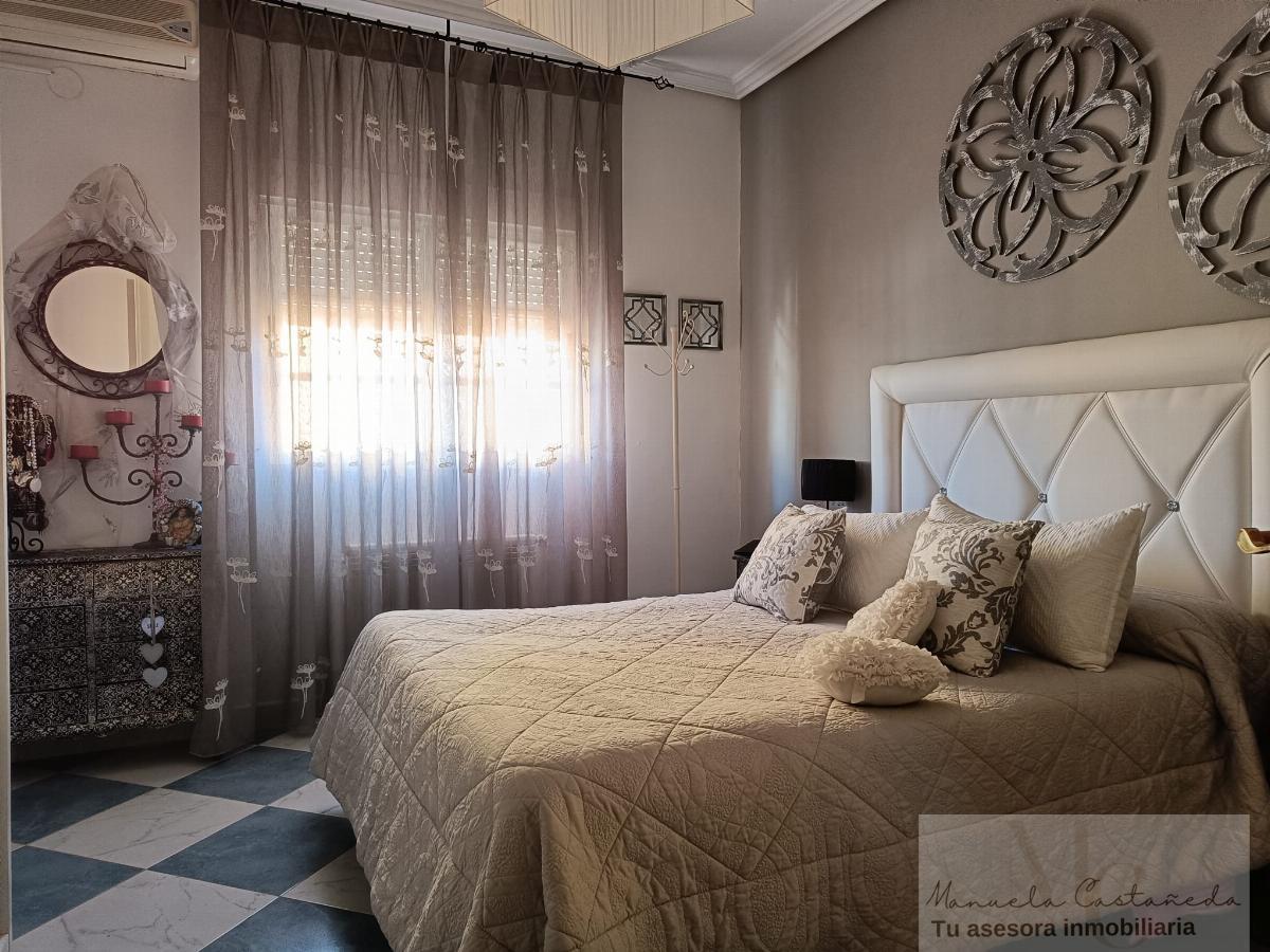 For sale of house in Almendralejo