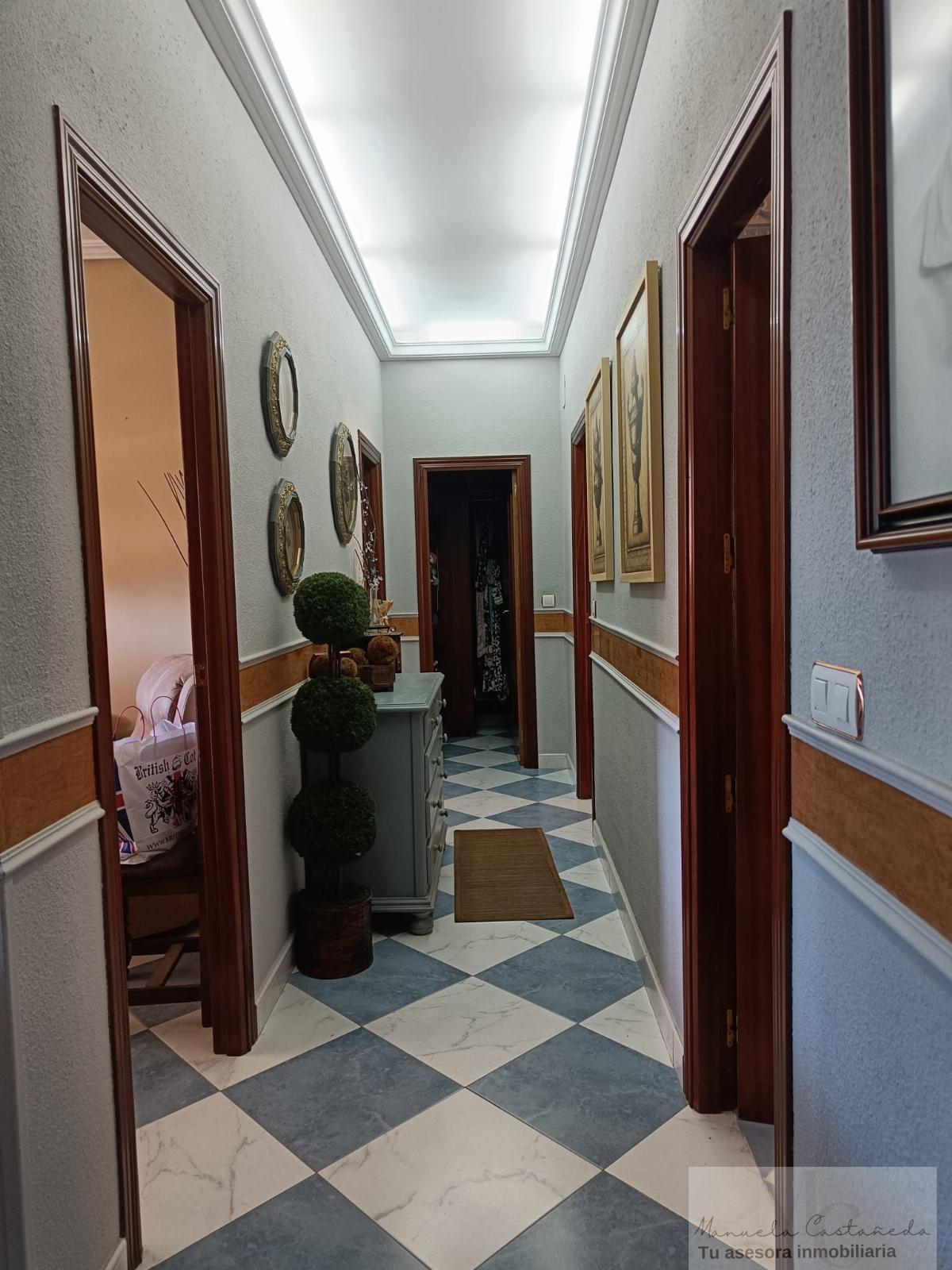 For sale of house in Almendralejo