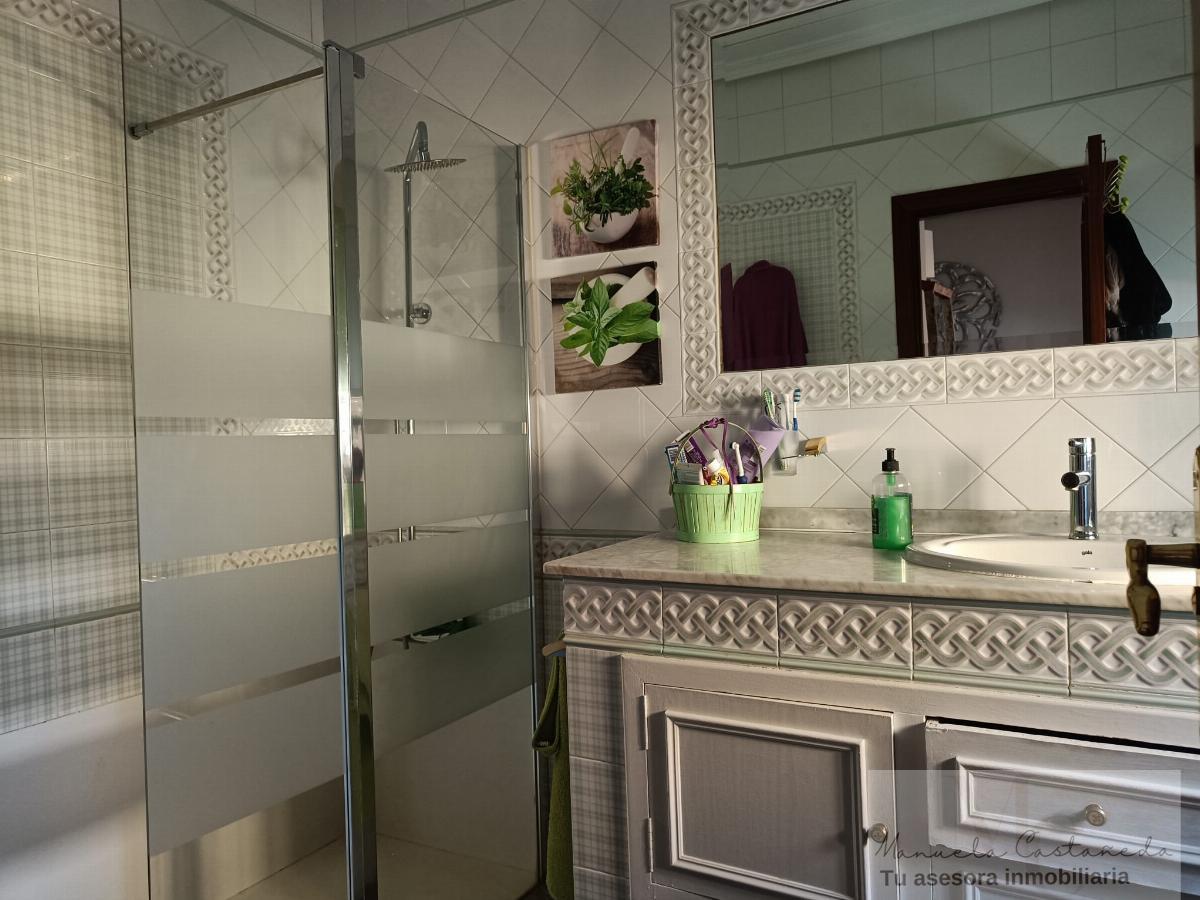 For sale of house in Almendralejo