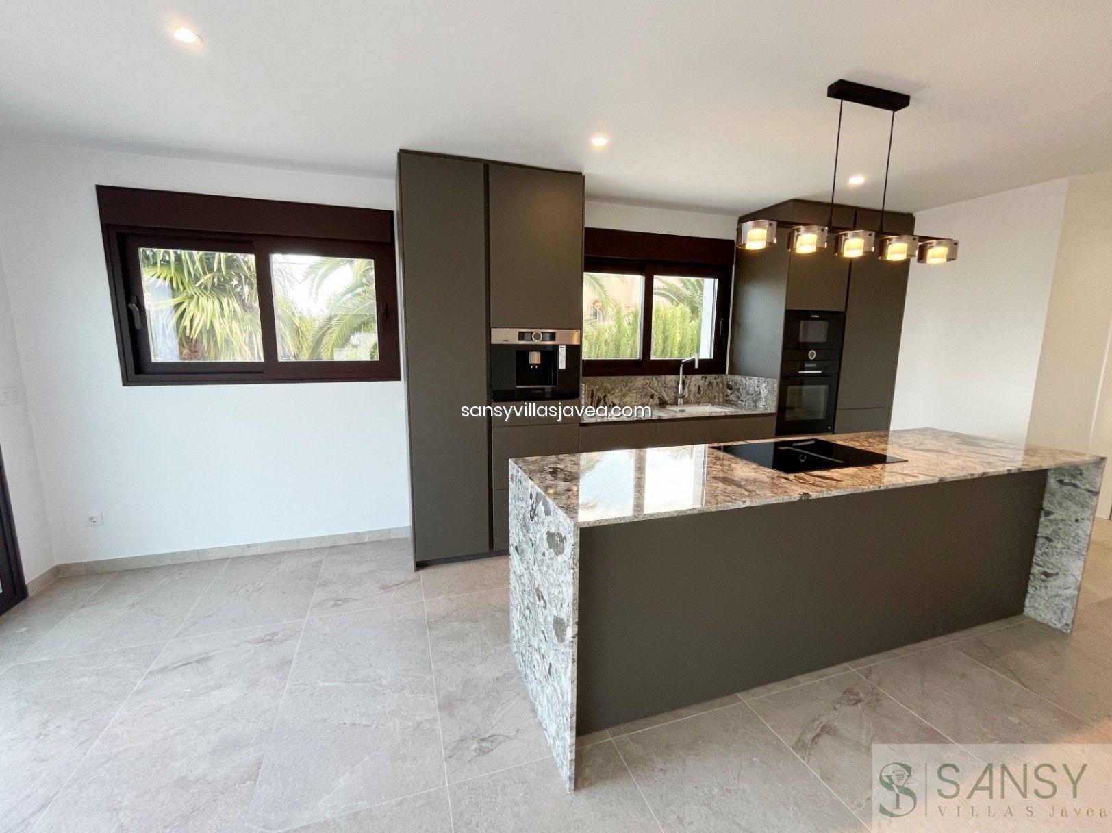 Venta de villa en Dénia