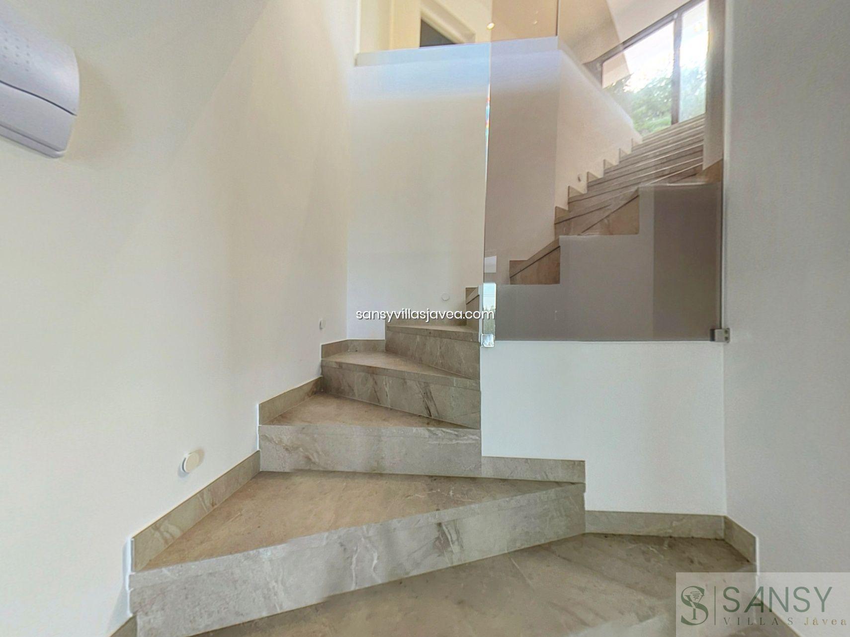 Venta de villa en Dénia