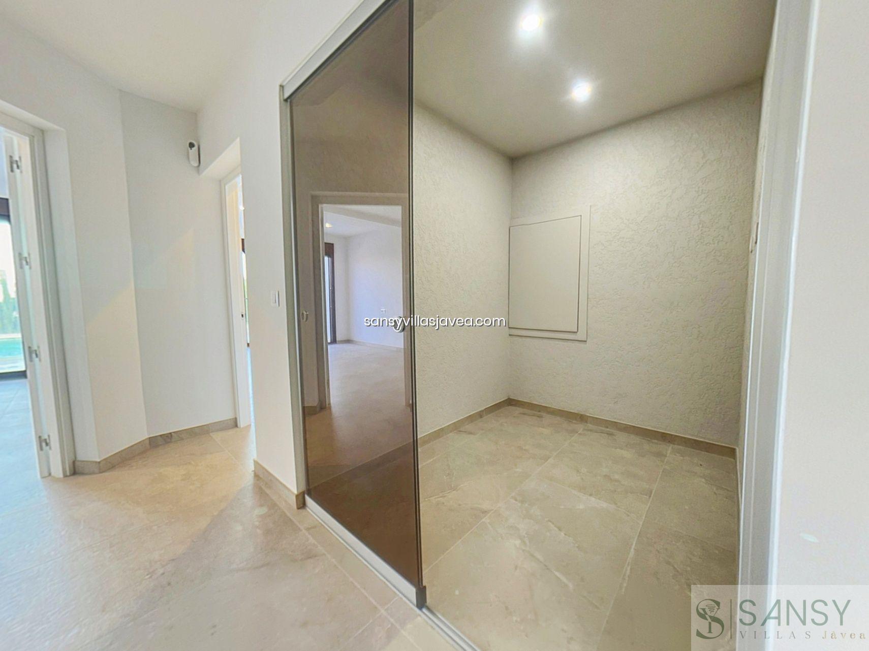 Venta de villa en Dénia