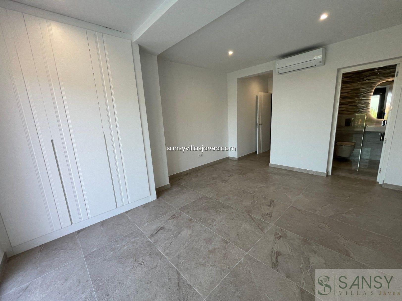 Venta de villa en Dénia