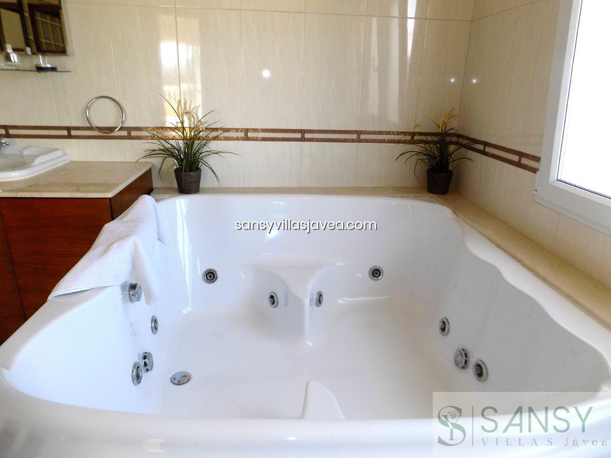 For sale of villa in Jávea-Xàbia
