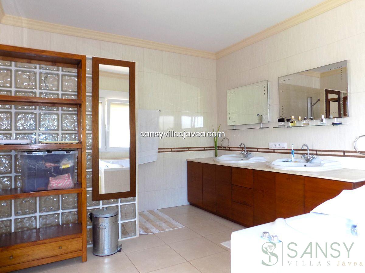 For sale of villa in Jávea-Xàbia