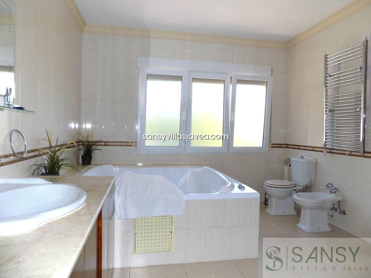 For sale of villa in Jávea-Xàbia