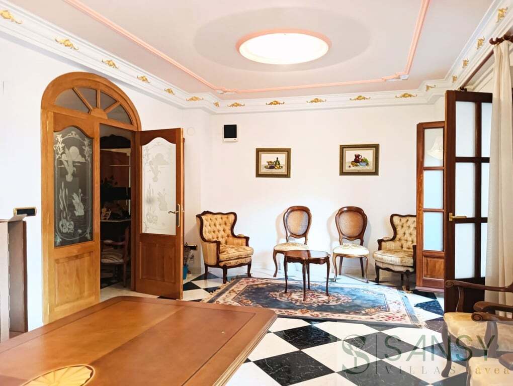 Venta de casa en Oliva