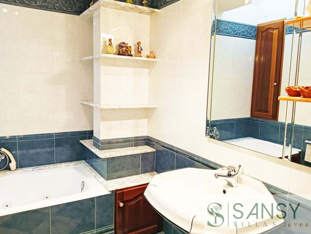 Venta de casa en Oliva