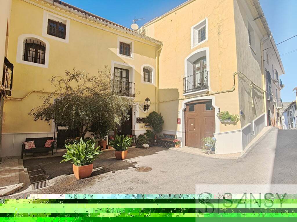 Venta de local en Vall de Gallinera