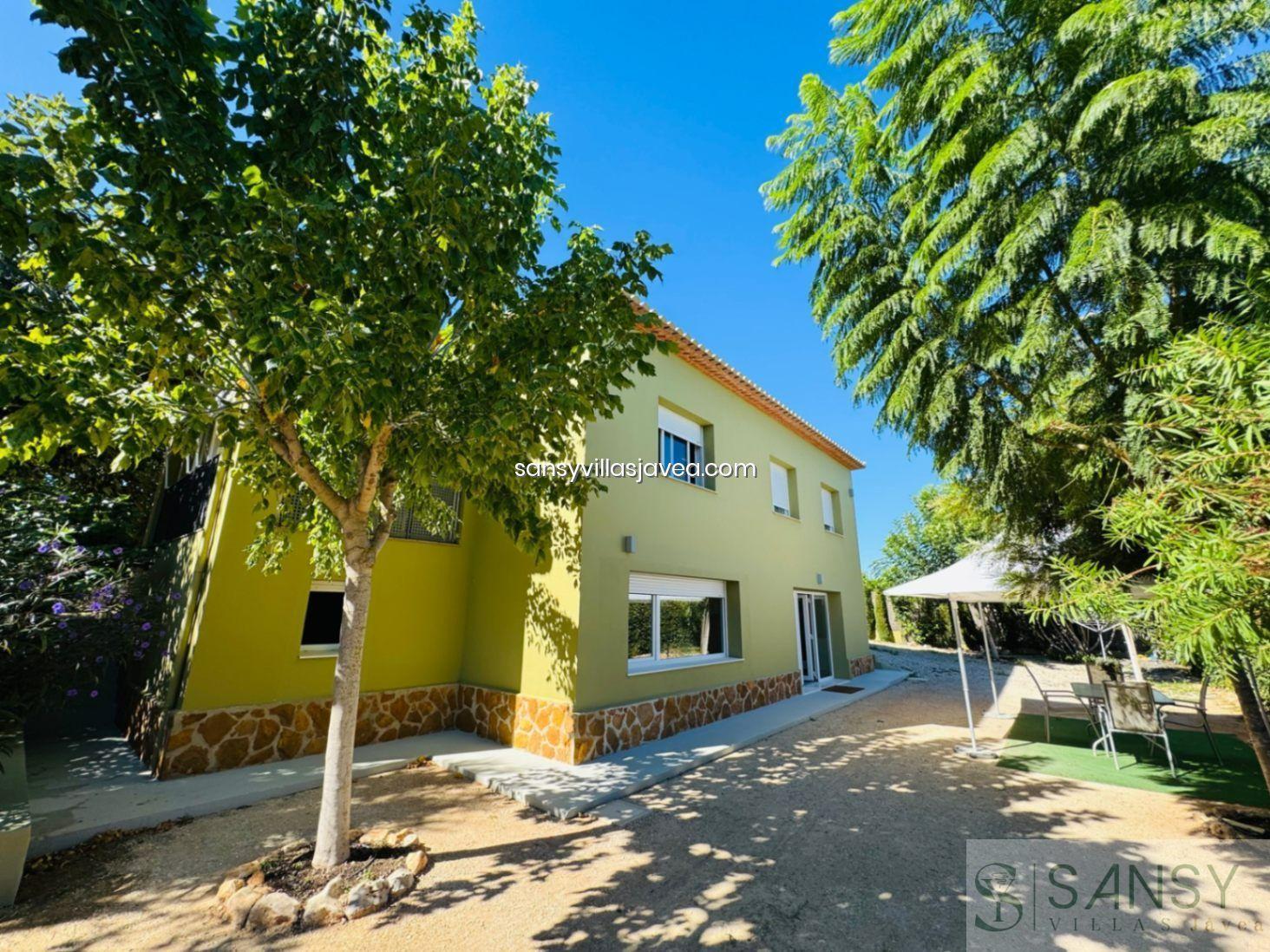 Venda de villa a Pedreguer