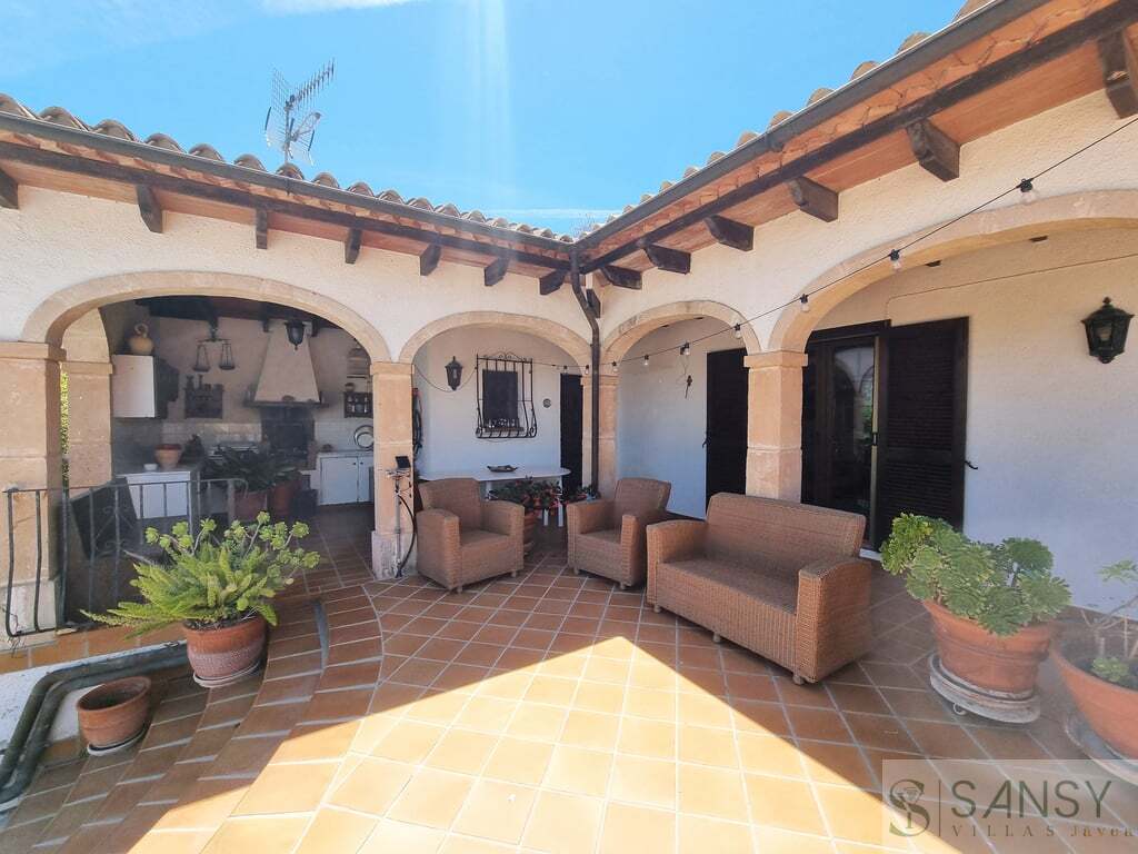Venta de chalet en Jesús Pobre