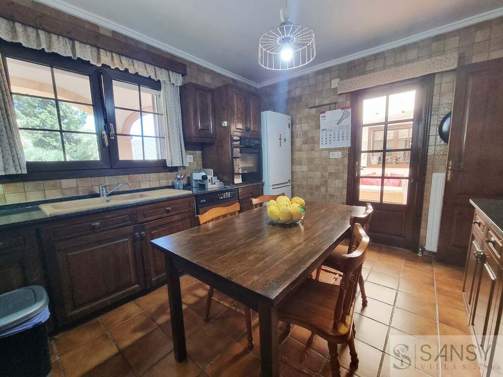 Venta de chalet en Jesús Pobre