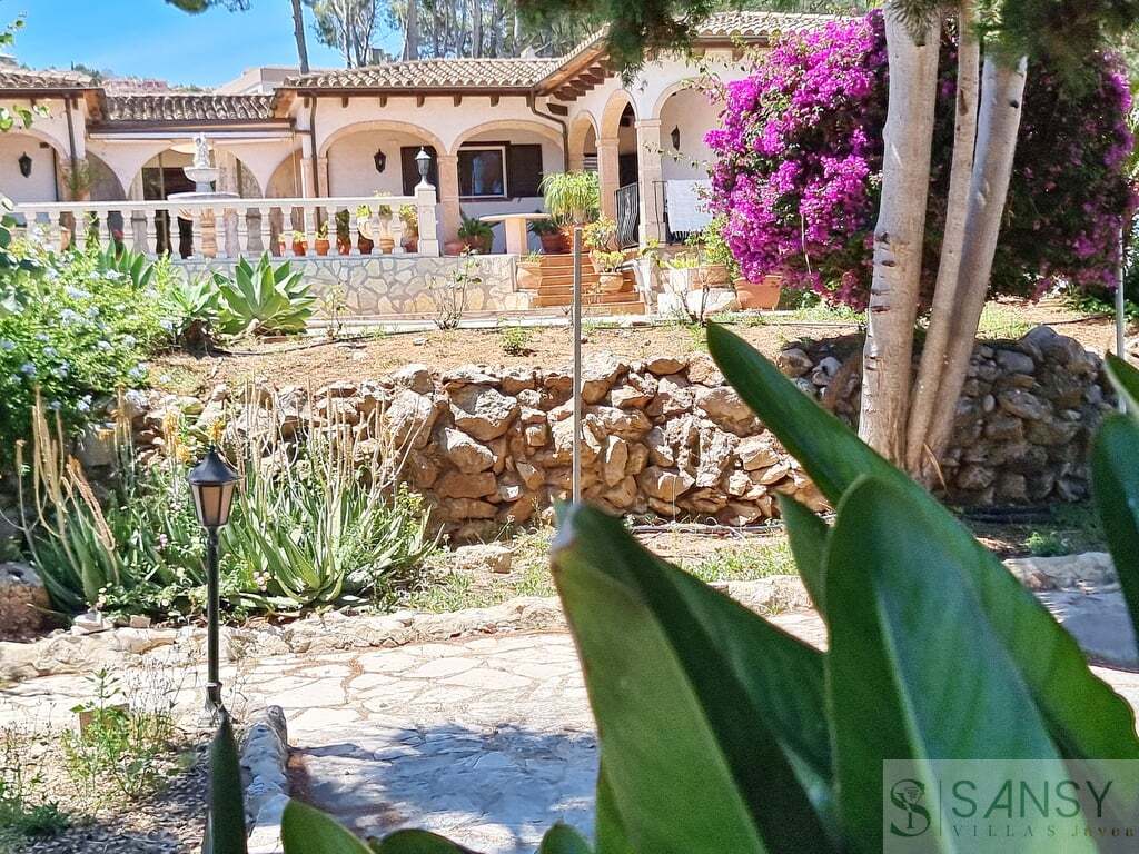 Venta de chalet en Jesús Pobre