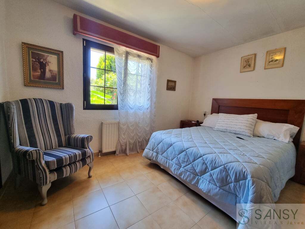 Venta de chalet en Jesús Pobre