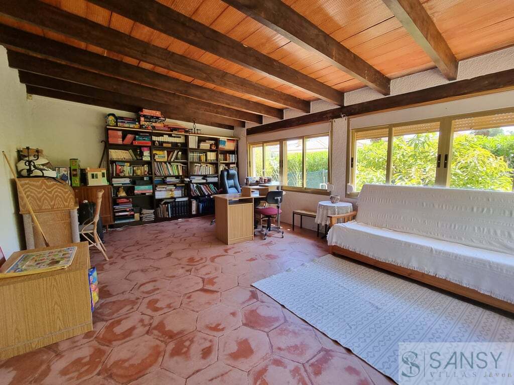 Venta de chalet en Jesús Pobre