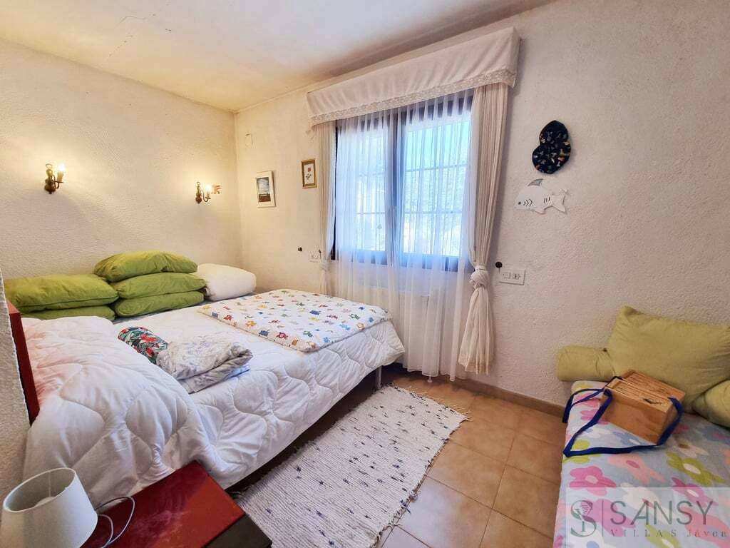 Venta de chalet en Jesús Pobre