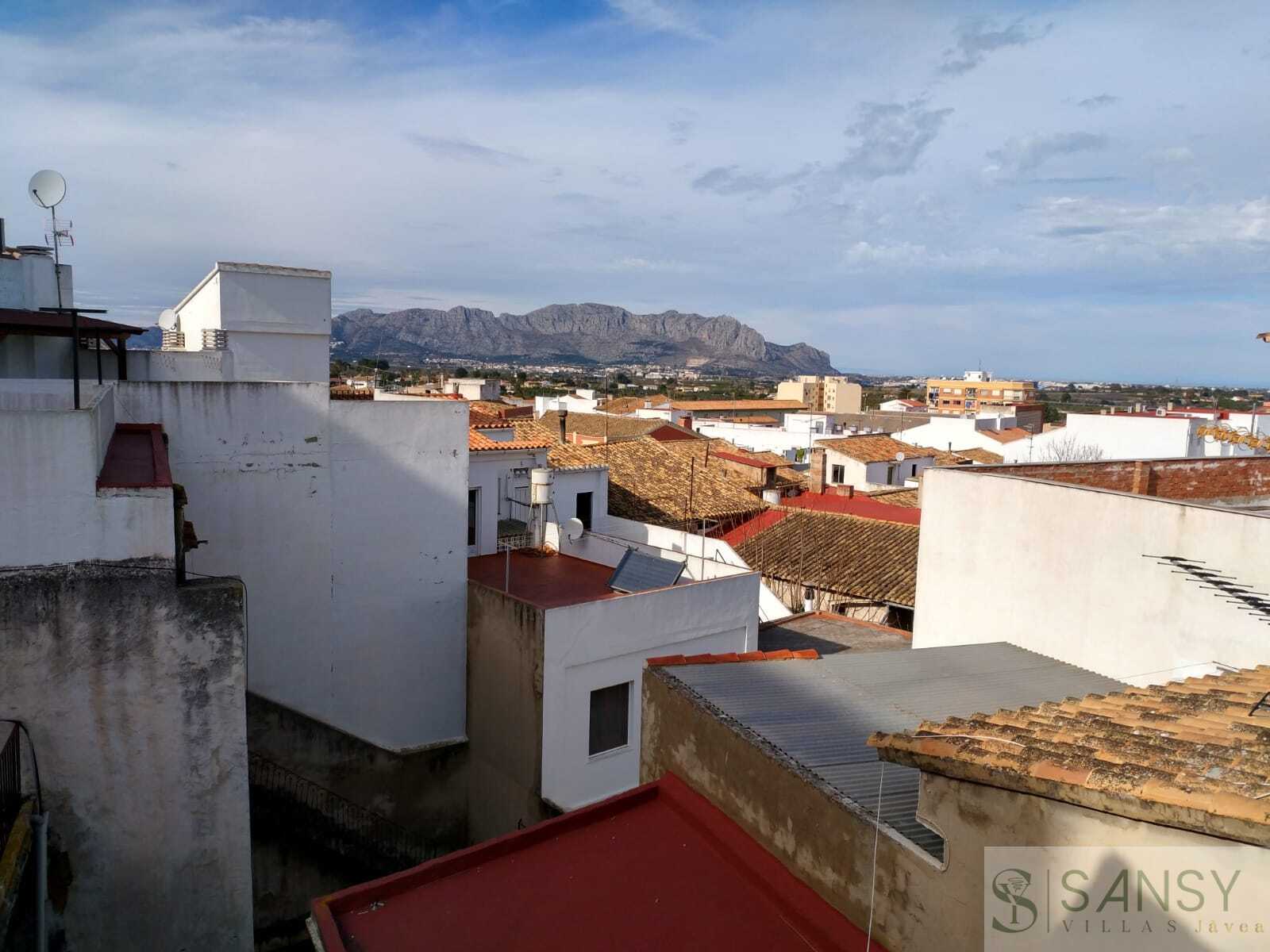 Venta de casa en Pedreguer