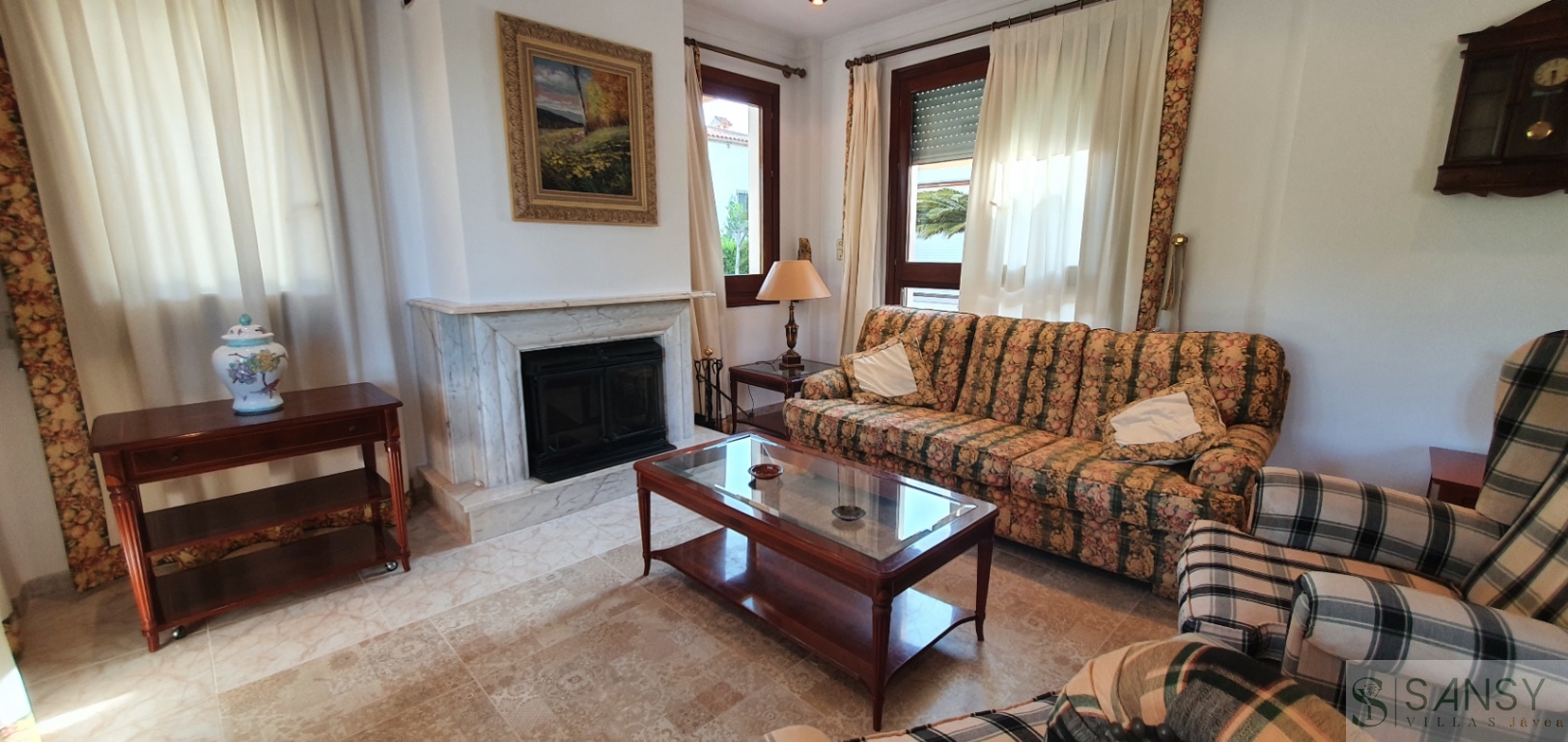 Venta de villa en Oliva