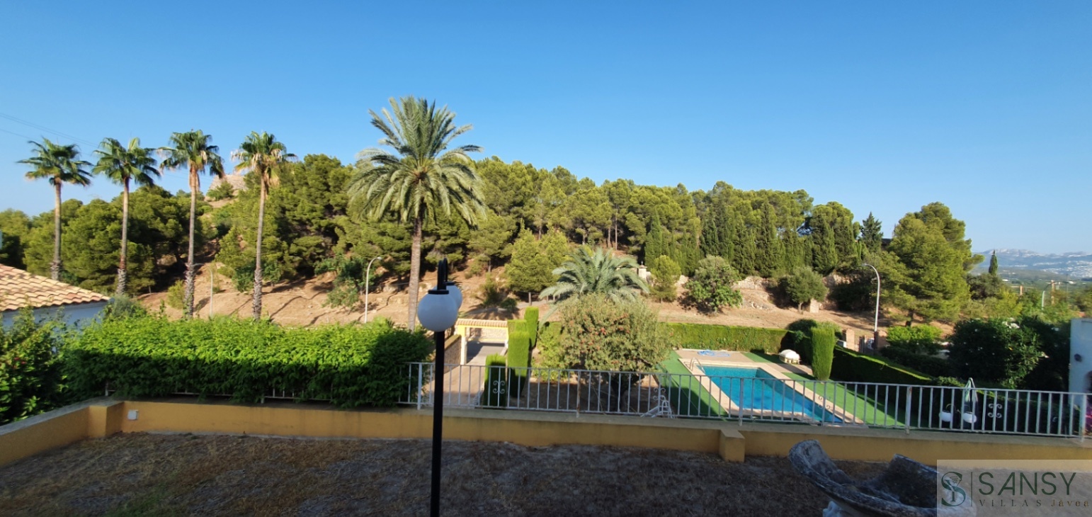 Venta de villa en Oliva