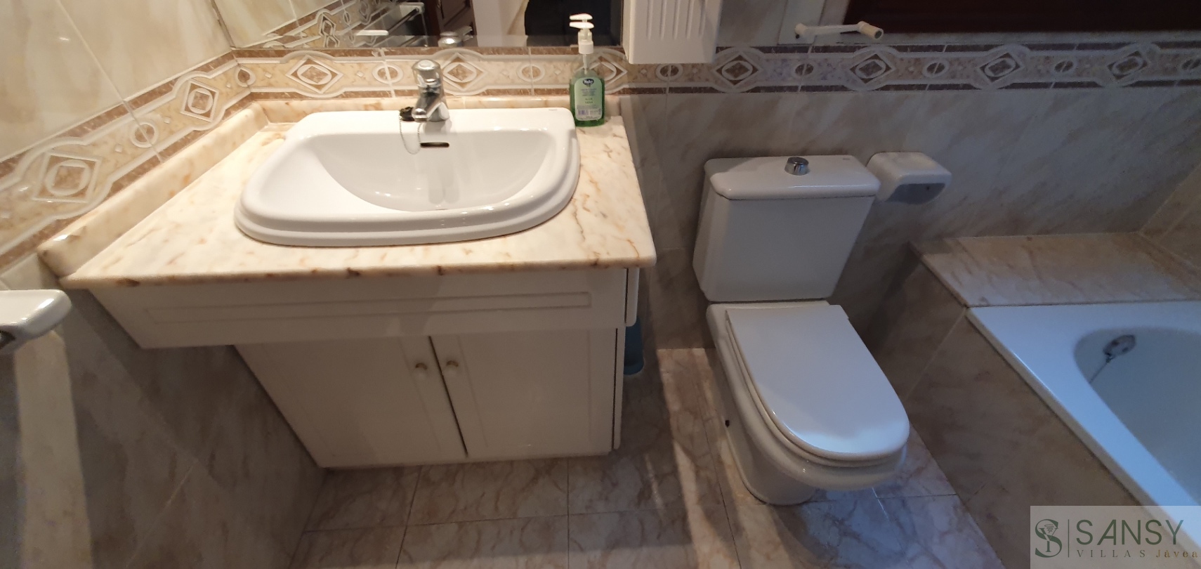 Venta de villa en Oliva