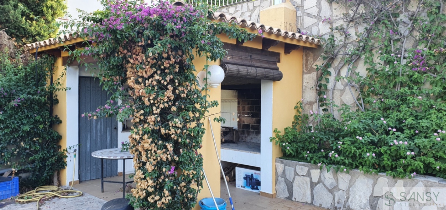 Venta de villa en Oliva