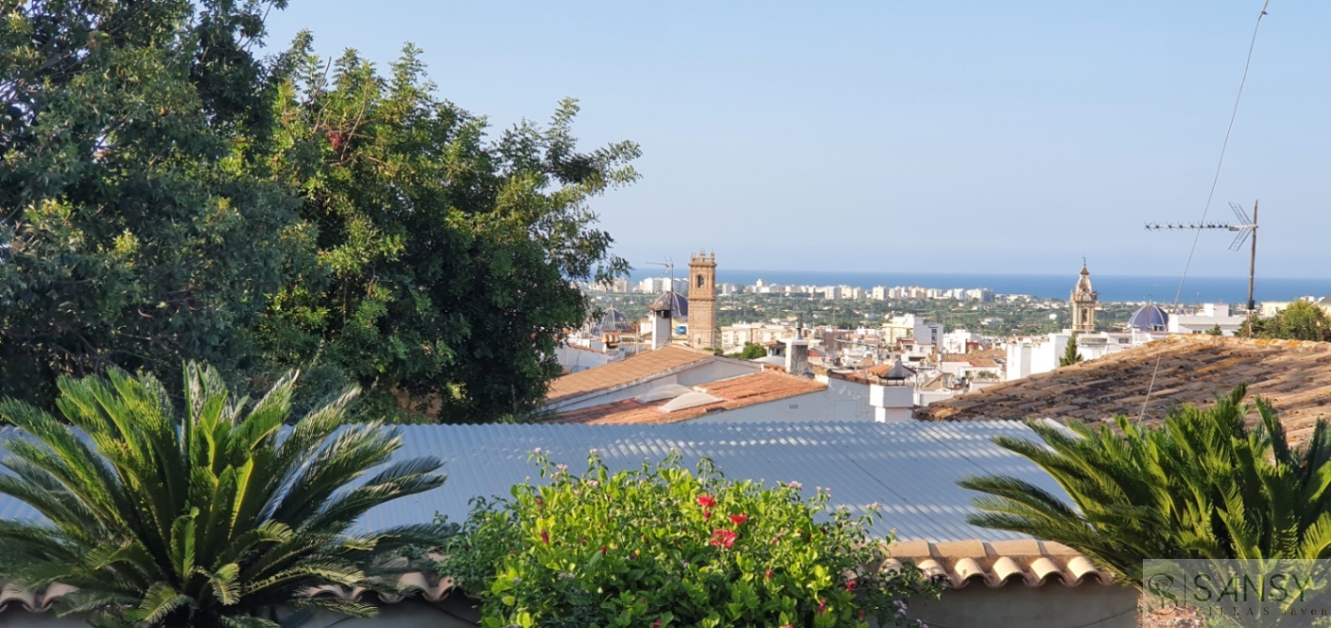 Venta de villa en Oliva